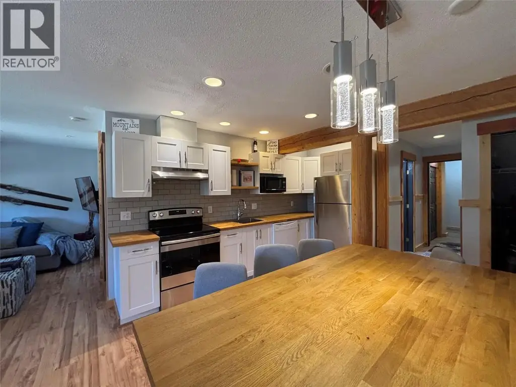 4809 Snow Pines Road Unit# D, Big White